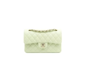 CHANEL Classic Flap Medium Gold hardware