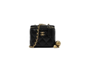 Chanel SMALL VANITY WITH CHAIN