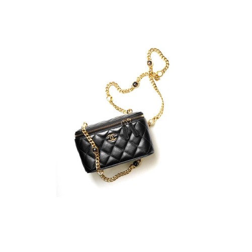 Chanel VANITY WITH CHAIN