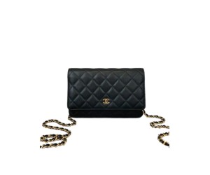 CHANEL WALLET ON CHAIN
