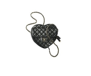 Chanel 22s Heart Bag