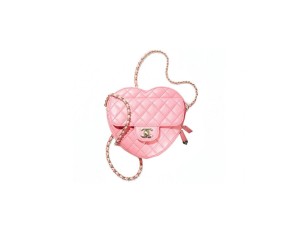 Chanel 22s Heart Bag