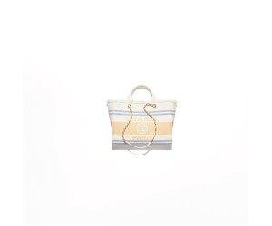 CELINE MEDIUM AVA TRIOMPHE BAG in Smooth Calfskin