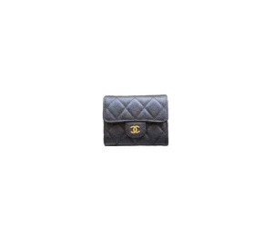 CHANEL Classic Small Flap Wallet
