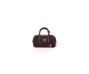 MIUMIU Medium Arcadie matelasse nappa Bag(HIGH-END GRADE)