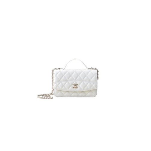 CHANEL Chain Clutch