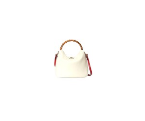 GUCCI DIANA MEDIUM SHOULDER BAG