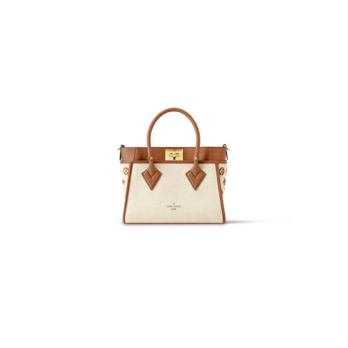 LV Pochette Coussin