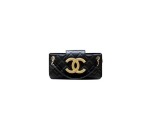 CHANEL BAGUETTE BAG