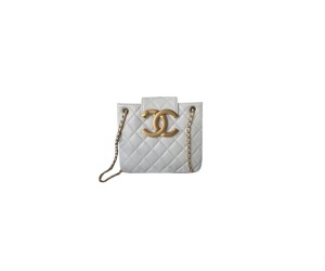 CHANEL 24C