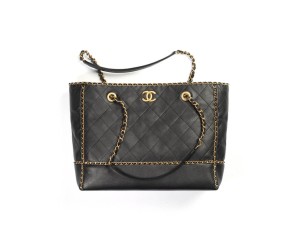 CHANEL SHOPPING BAG
