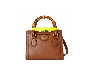Gucci Diana mini tote bag