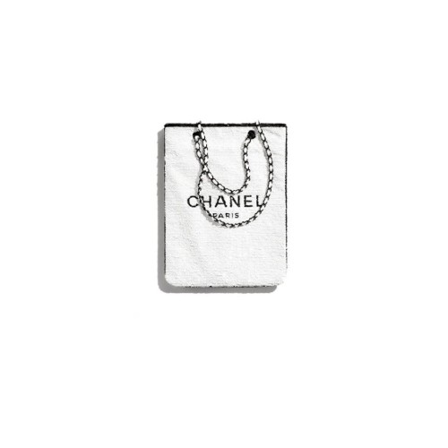 CHANEL SHOPPING BAG