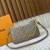 LV Easy Pouch On Strap
